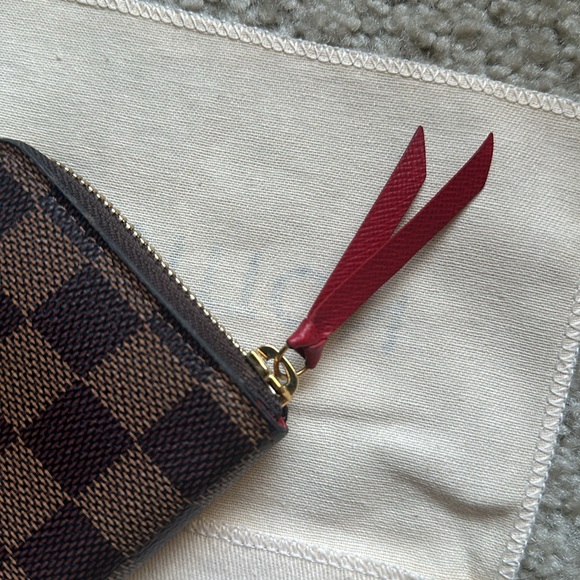 Louis Vuitton Clémence Wallet (like new w/ box) - Picture 9 of 15